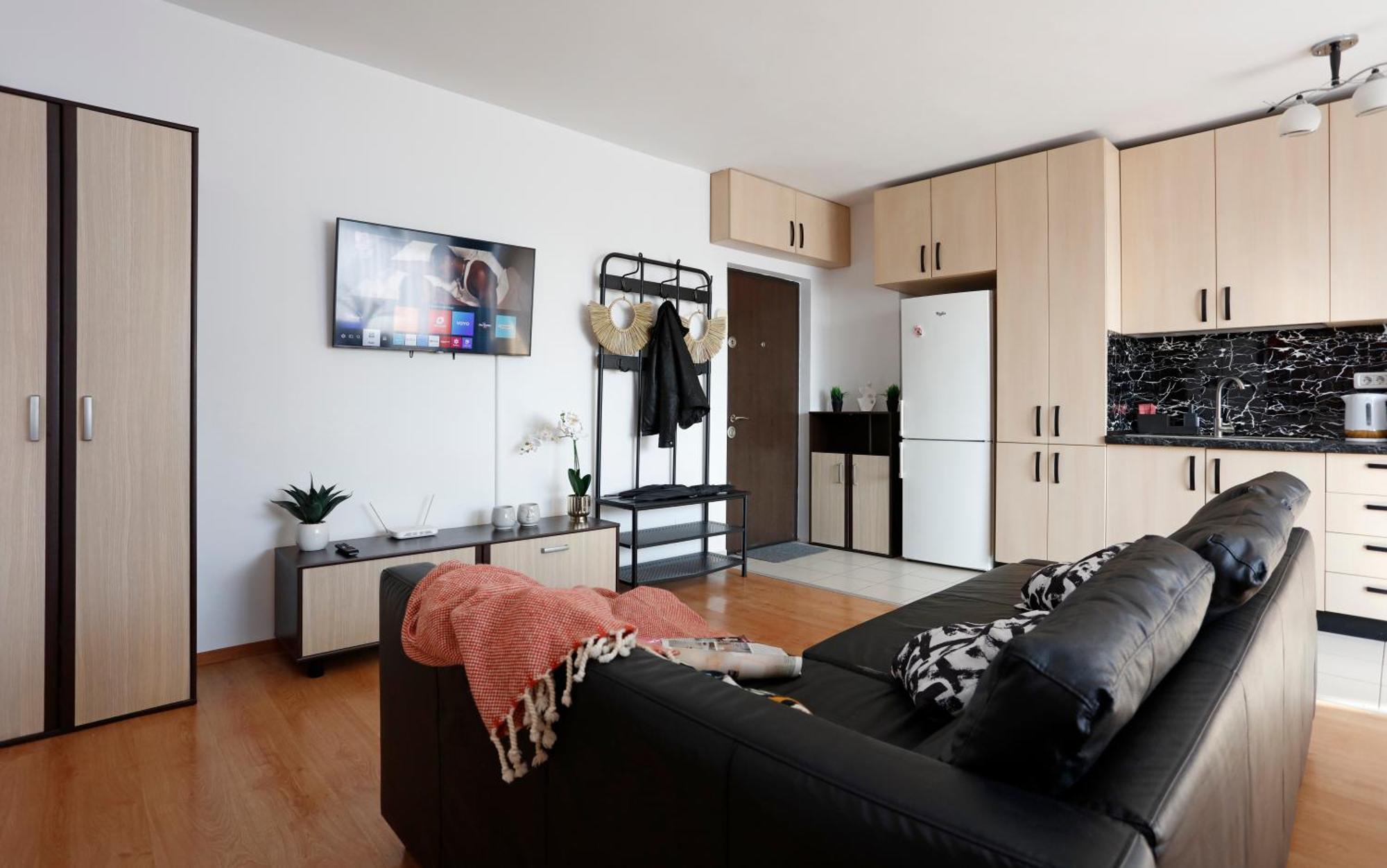 Enchanting Retreat - Historic Old Town - Pet-Friendly Haven - Steps From Unirii บูคาเรสต์ ภายนอก รูปภาพ